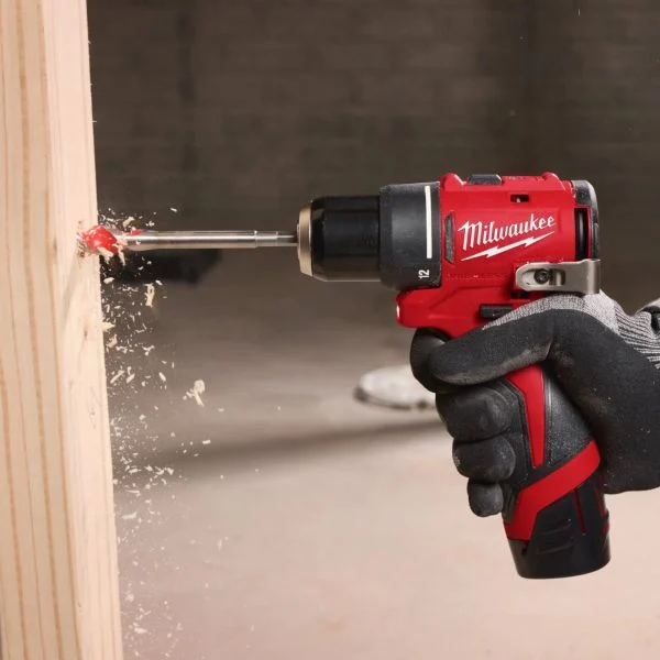 Акумулаторен винтоверт MILWAUKEE M12BLDDRC-0, SOLO, 12 V, 40 Nm / 4933499683